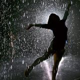 Bailando bajo la lluvia...