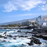 El turismo va como un cohete, pero Sánchez quiere ponerle coto