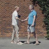 ‘Bagom bogen': Anders Breinholt møder Jesper Stein og taler krimier