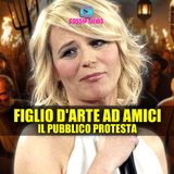 Altro Figlio d'Arte ad Amici: Il Pubblico Protesta!