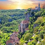 Rocamadour, il borgo verticale che sfida la gravità e la storia