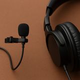 ¿Usas un lavalier? Descubre por qué ARRUINARÁ el audio de tu Podcast