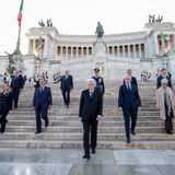 Giornata forze armate, Mattarella: “Salvaguardia delle nostre libere istituzioni”