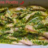 Sgombro lesso in acqua e aceto con salsa salmoriglio