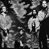 Soundgarden. Parliamo del singolo della rock band americana intitolato "Black Hole Sun". Uscito nel 1994, estratto dall'album "Superunknown"