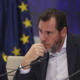 Es Noticia: La vía se partió. Puente acorralado.