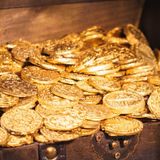 Gold Hits Record $3,550+ as Dollar Fades — What It Means for You