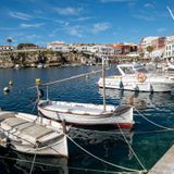 La historia (viajera) de dos ciudades que luchan por ser la más importante de su isla