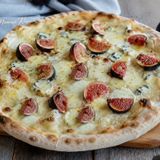 Pizza fichi miele e gorgonzola