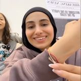 🎬 عنوان الحلقة_ مفاجأة الأب لابنته بسوار ألماس في حفل التخرج 🎓💎❤️