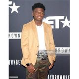 Actor Kyle Sloan talks #acting, #BobbyBrownStory on #ConversationsLIVE