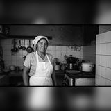 La cocinera desapareció tras la cena… Hallaron su delantal 34 años después