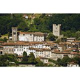 Ghivizzano borgo fortificato dal condottiero Castruccio Castracani (Toscana)
