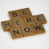 Perché sfatare il mito del multitasking (e vivere invece nel qui e ora)