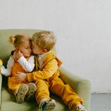 Cap 19.  I Hermanos adultos, vidas separadas