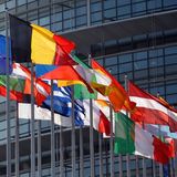 Dazi, l’Ue accetta un fisso del 10% sugli scambi commerciali. Ma Washington non conferma