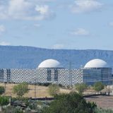 Reportajes en Es la Mañana: El Gobierno inicia la alarma nuclear