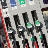 Benzyna E10. Fakty i mity