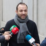 El día en 15 minutos: Del cese ordenado por Chivite en Navarra, a los "cánticos" de Koldo, Ábalos y su hijo