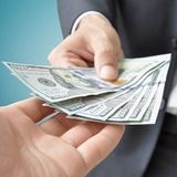 Chi finanzia le organizzazioni umanitarie che favoriscono in ogni modo l'invasione dell'Europa?