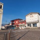 L’Osteria Dal Pelado torna ad accendere la piazza: “E’ un gesto d’amore per la storia del paese”