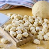Gnocchi acqua e farina facili