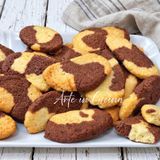 Biscotti con frolla bicolore semplicissimi e veloci