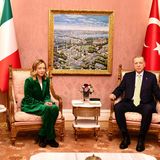 Meloni in Turchia: presto accordo con Erdogan sui migranti dalla Libia