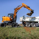 Ascolta la news: con il nuovo escavatore gommato DX100W-7, Doosan entra nella classe delle 10 tonnellate