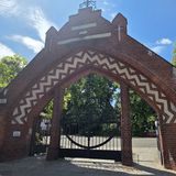 30. Juni 2026 | Steglitz-Zehlendorf (Lankwitz) | Luther-Kirchhof, FU Geo-Campus, Siedlungen, Parks und eine spontane Einladung