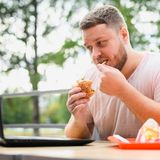 Digiuno: benefici, precauzioni e preparazione