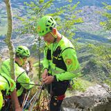 Monte Cengio, scalatore ferito durante l’arrampicata. I soccorsi arrivano prima del maltempo