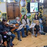 Música ao vivo con Minia, Navia e Iria Riva, e Mariña Quintillán