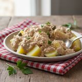 Patate tonnate senza maionese: ricetta leggera, facile e gustosa