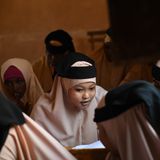 Premières menstruations : comment accompagner les jeunes filles ? (Tous à la Fada)