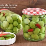 Olive in salamoia Senza soda ricetta calabrese