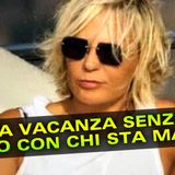Maria De Filippi: Le Prime Vacanze Senza Maurizio Costanzo. Ecco Con Chi Sta!
