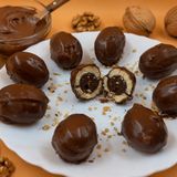 Noci dolci con Nutella e nocciole glassate
