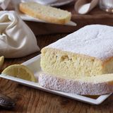 Dolce morbido con farina di riso al profumo di limone