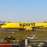 Spirit cancela reanudación de vuelos