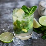 Mojito: la Ricetta Originale Cubana e i Segreti del Barman