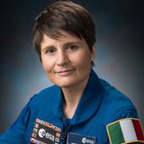 L'astronauta Samantha Cristoforetti ci invita a mangiare insetti