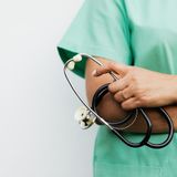 CCNL Sanità per infermieri arretrati da 980 a 1600 euro