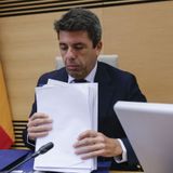 Tertulia de Herrero: Los insultos y la escasez de novedades marcan la comparecencia de Mazón