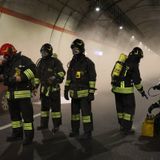 Feriti, sostanze pericolose e un incendio: in galleria Spv testati i soccorsi da “codice nero”