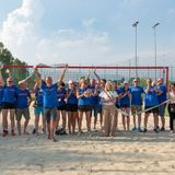 Sabbia, una rete da pallavolo, festa e amicizia: il sogno di Ciano è realtà