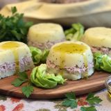 Hai tonno e patate? Con questa ricetta fai delle cupolette morbidissime che piacciono anche ai bambini