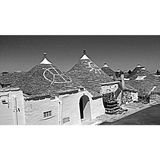 Simboli sui tetti dei trulli di Alberobello (Puglia)