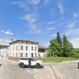 Evacuate tre famiglie per il rischio crollo di un edificio abbandonato