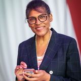 How TV Anchors Master Corporate Keynotes